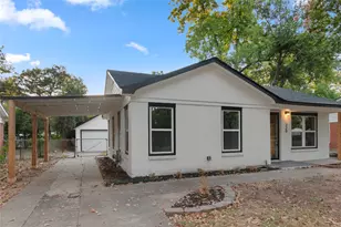 729 Thersa Dr, River Oaks, TX 76114 - Photo 2