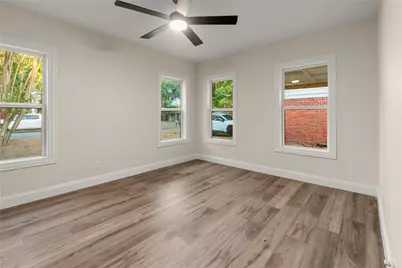 729 Thersa Drive, River Oaks, TX 76114 - Photo 18