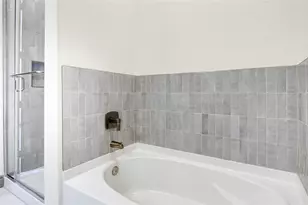 2700 Old Denton Rd, Carrollton, TX 75007 - Photo 16