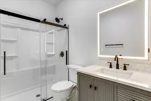 2726 Carpenter Ave, Dallas, TX 75215 - Photo 16