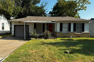 319 E Holley St, Mesquite, TX 75149 - Photo 1