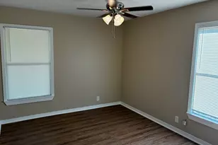 319 E Holley St, Mesquite, TX 75149 - Photo 22