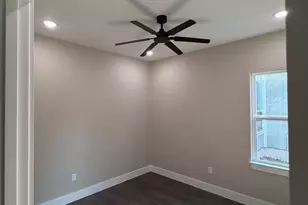 1021 W Sears St, Denison, TX 75020 - Photo 14
