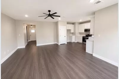 1021 W Sears Street, Denison, TX 75020 - Photo 4