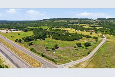 135 Indian Mountain Court, Granbury, TX 76048 - Photo 32