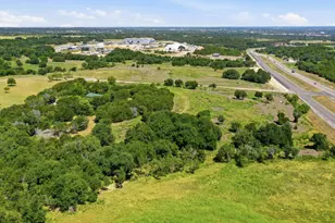 135 Indian Mountain Ct, Granbury, TX 76048 - Photo 20