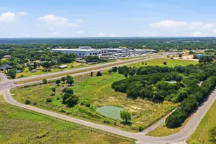 135 Indian Mountain Ct, Granbury, TX 76048 - Photo 22