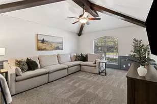 901 Autumn Lake Dr, Allen, TX 75002 - Photo 4