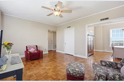 2306 Park Place Avenue #10C, Fort Worth, TX 76110 - Photo 10