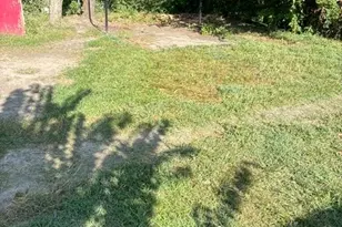 3905 Stuart St, Greenville, TX 75401 - Photo 2