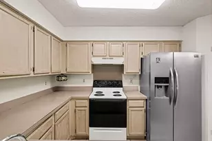 2700 Meadow Park Dr, Bedford, TX 76021 - Photo 18