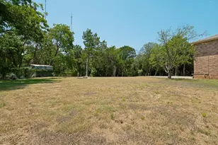 411 Bradshaw St, Cedar Hill, TX 75104 - Photo 24