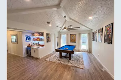 2200 Sand Creek Court, Arlington, TX 76006 - Photo 4