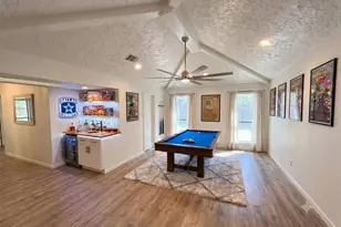 2200 Sand Creek Ct, Arlington, TX 76006 - Photo 4