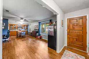 2702 Shoreline Dr, Sherman, TX 75092 - Photo 2