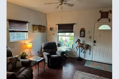 655 N Race Street, Stephenville, TX 76401 - Photo 2