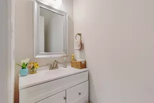 12977 Wymeth Dr, Farmers Branch, TX 75234 - Photo 18