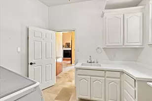 6301 Mesa Ridge Dr, Fort Worth, TX 76137 - Photo 16