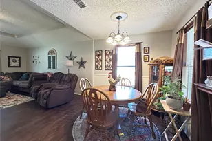 601 Locust St S, Sulphur Springs, TX 75482 - Photo 8