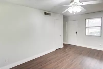 5413 Wedgwood Drive, Fort Worth, TX 76133 - Photo 4