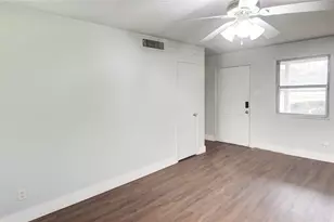 5413 Wedgwood Dr, Fort Worth, TX 76133 - Photo 4