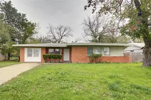 5413 Wedgwood Dr, Fort Worth, TX 76133 - Photo 1