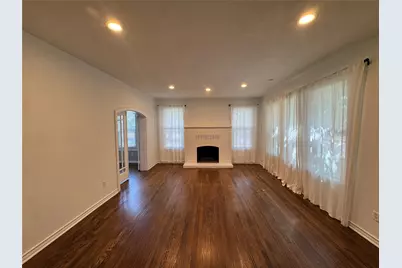 2565 Shirley Avenue, Fort Worth, TX 76109 - Photo 2