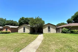 823 Madrid Dr, Duncanville, TX 75116 - Photo 2