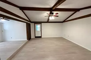 823 Madrid Dr, Duncanville, TX 75116 - Photo 4