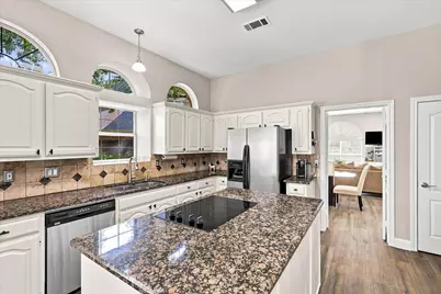 2921 Oak Bend Court, Flower Mound, TX 75028 - Photo 14