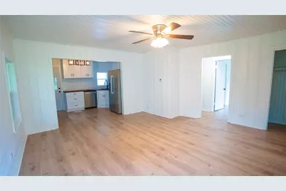 401 W Carolina Street, Palestine, TX 75803 - Photo 12
