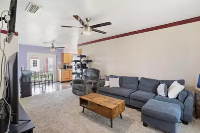 1813 Arkansas Street, Gainesville, TX 76240 - Photo 4