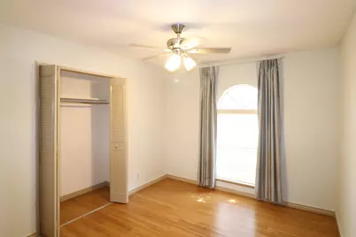 2002 Victoria Road, Carrollton, TX 75007 - Photo 4
