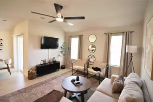 3225 Purple Ash Dr, Dallas, TX 75253 - Photo 12