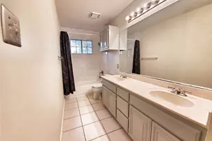 1040 Woodbriar Dr, Grapevine, TX 76051 - Photo 16