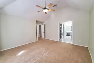 1040 Woodbriar Dr, Grapevine, TX 76051 - Photo 10
