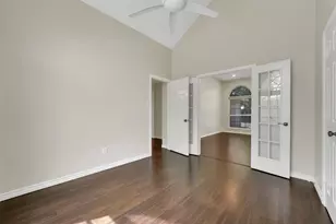 4001 Arrowcrest Ln, Garland, TX 75044 - Photo 10