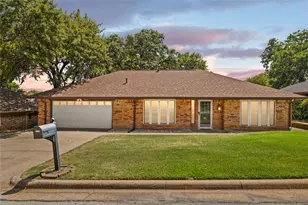 5710 Valley Ridge Ct, Arlington, TX 76017 - Photo 1