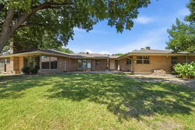 3202 S Country Club Road, Garland, TX 75043 - Photo 32