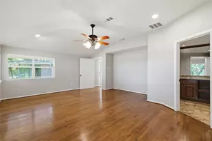 3202 S Country Club Rd, Garland, TX 75043 - Photo 16