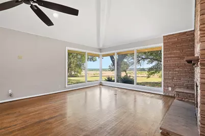 3202 S Country Club Road, Garland, TX 75043 - Photo 4