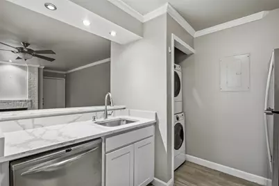 3206 S Fielder Road #100, Arlington, TX 76015 - Photo 20