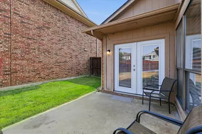 2909 Menlo Park Lane, Carrollton, TX 75007 - Photo 26
