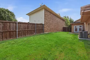 2909 Menlo Park Ln, Carrollton, TX 75007 - Photo 28