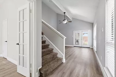2909 Menlo Park Lane, Carrollton, TX 75007 - Photo 2