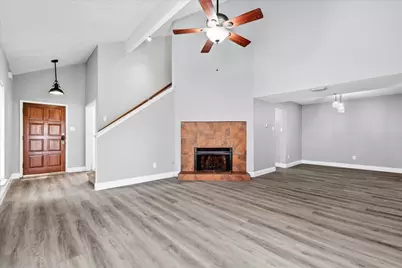 2909 Menlo Park Lane, Carrollton, TX 75007 - Photo 6