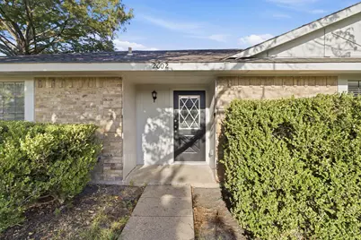 2602 College Park Drive, Rowlett, TX 75088 - Photo 2