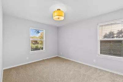 8809 Liptonshire Drive, Dallas, TX 75238 - Photo 16