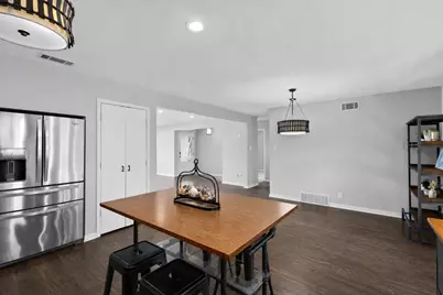 8809 Liptonshire Drive, Dallas, TX 75238 - Photo 6