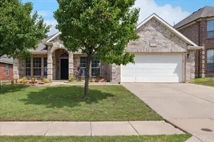 10237 Red Bluff Ln, Fort Worth, TX 76177 - Photo 1